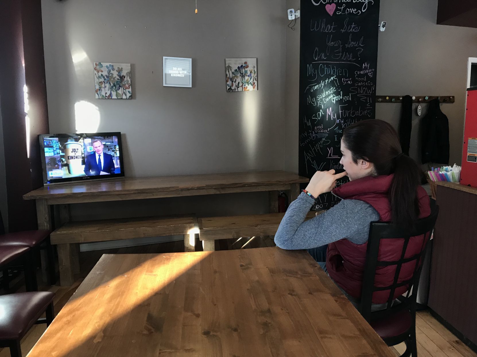 'Cafe people helping good people': Crown Point's Cafe Fresco feature on CBS morning show for spreading community positivity